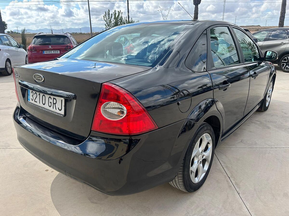 FORD FOCUS TREND 1.6 AUTO SPANISH LHD IN SPAIN ONLY 58000 MILES SUPERB 2009